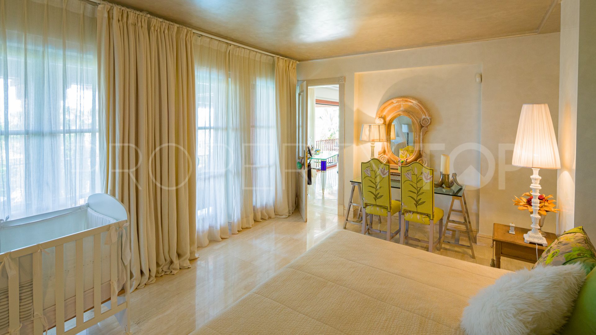 For sale Marbella Golden Mile 6 bedrooms villa