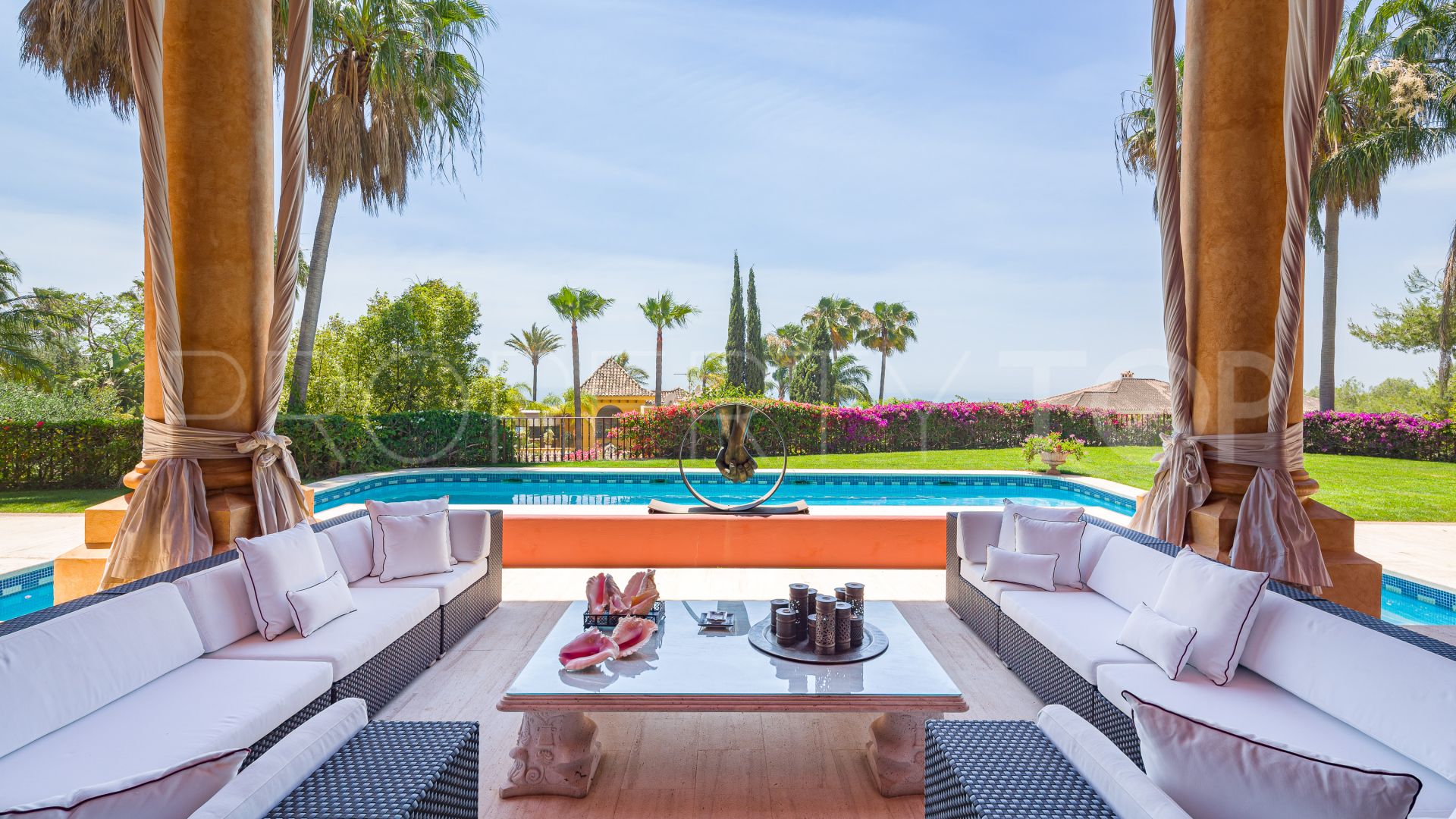 For sale Marbella Golden Mile 6 bedrooms villa