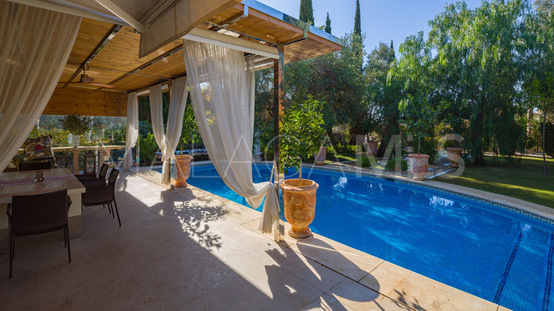 Villa for sale in Las Lomas del Marbella Club