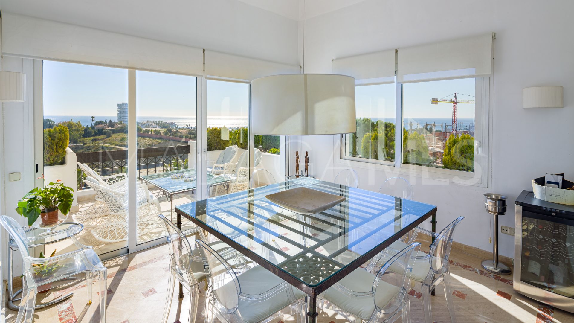 Penthouse for sale in Rio Real Golf