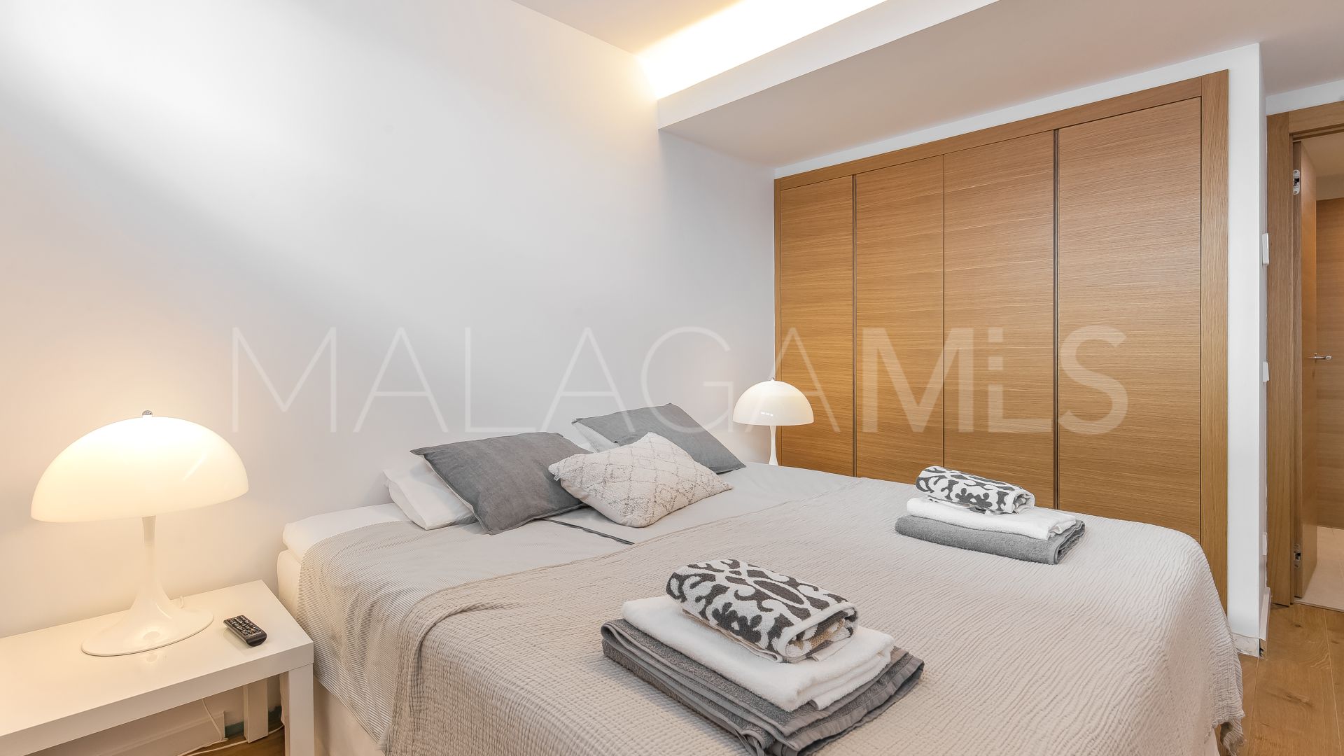Marbella Este, villa de 6 bedrooms for sale