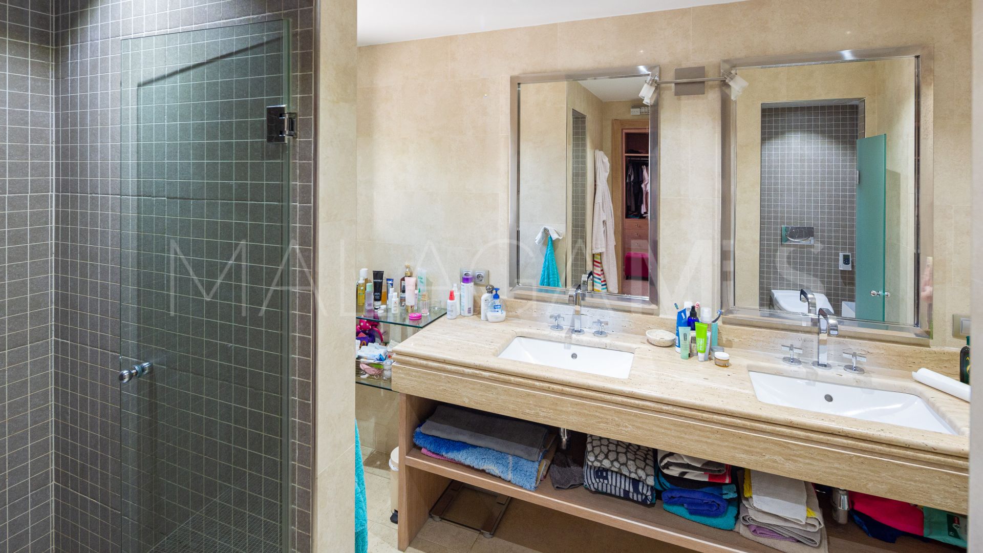 Nueva Andalucia, villa de 5 bedrooms for sale