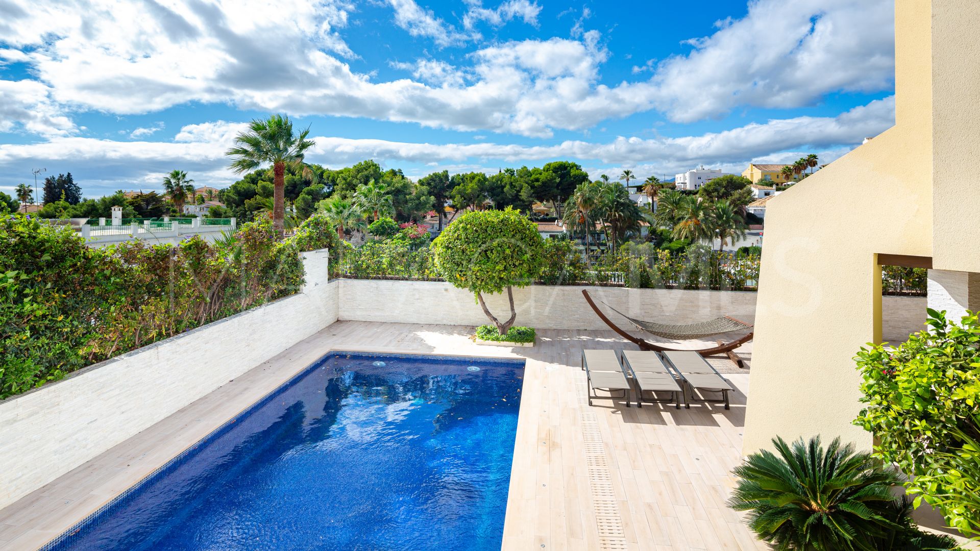 Nueva Andalucia, villa de 5 bedrooms for sale