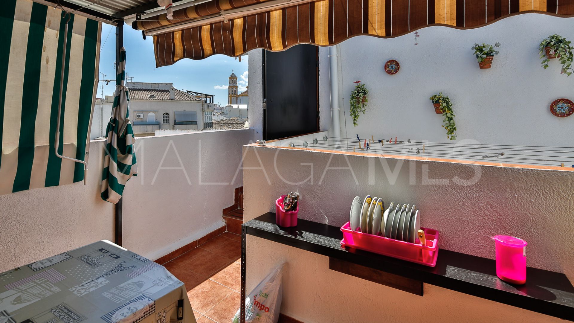 Adosado for sale in Casco antiguo with 4 bedrooms