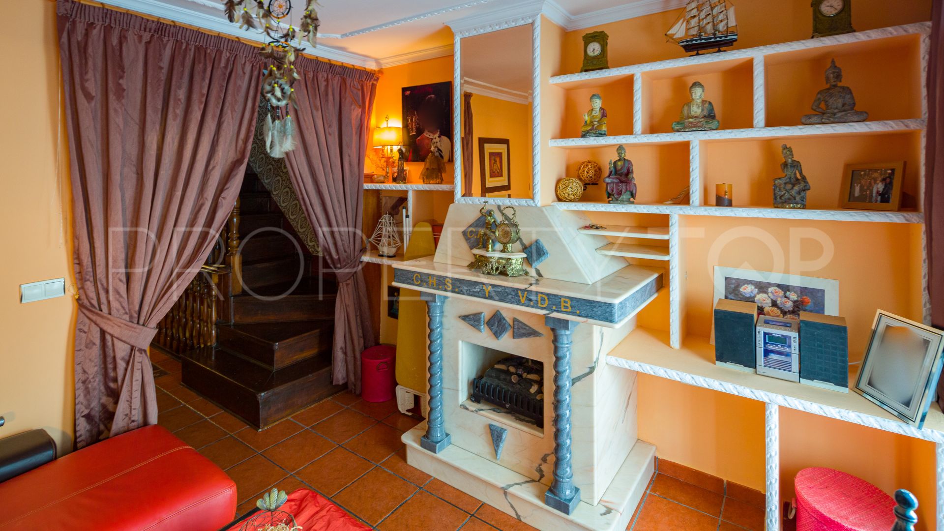 Town house for sale in Casco antiguo with 4 bedrooms