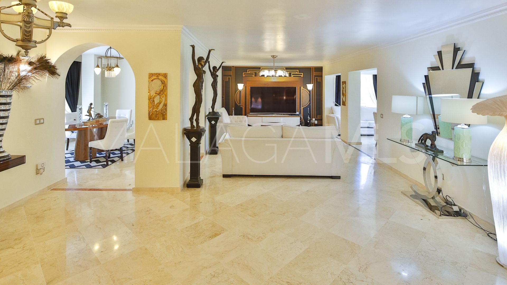 Atico duplex for sale with 3 bedrooms in Guadalmina Alta