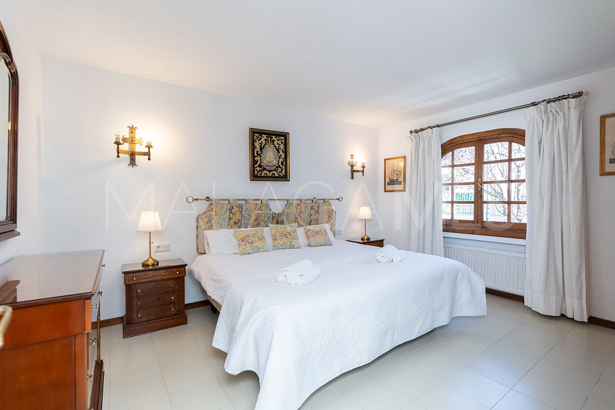 Villa for sale in Huerta del Prado