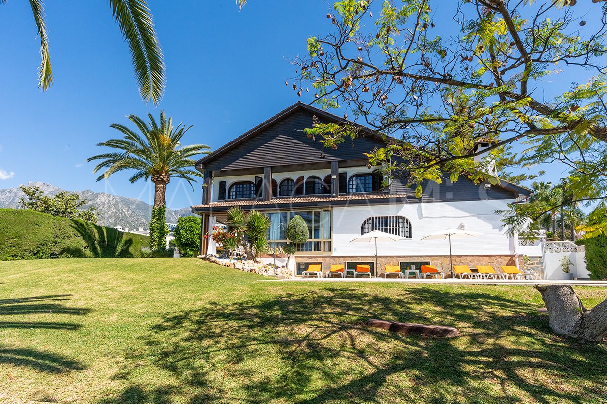 Villa for sale in Huerta del Prado