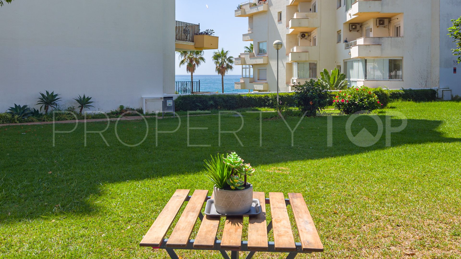 Apartamento planta baja a la venta en Marbella Ciudad con 1 dormitorio