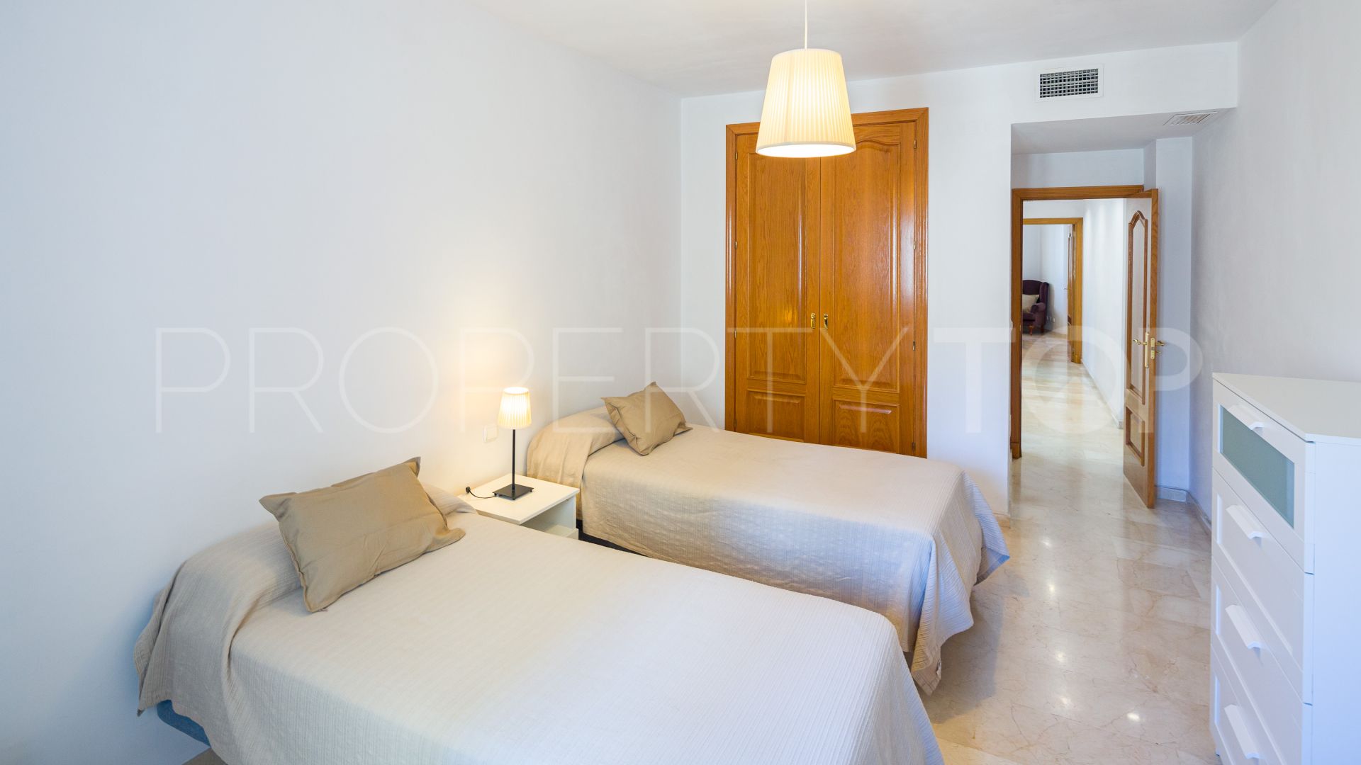 2 bedrooms apartment in Playa Bajadilla - Puertos for sale