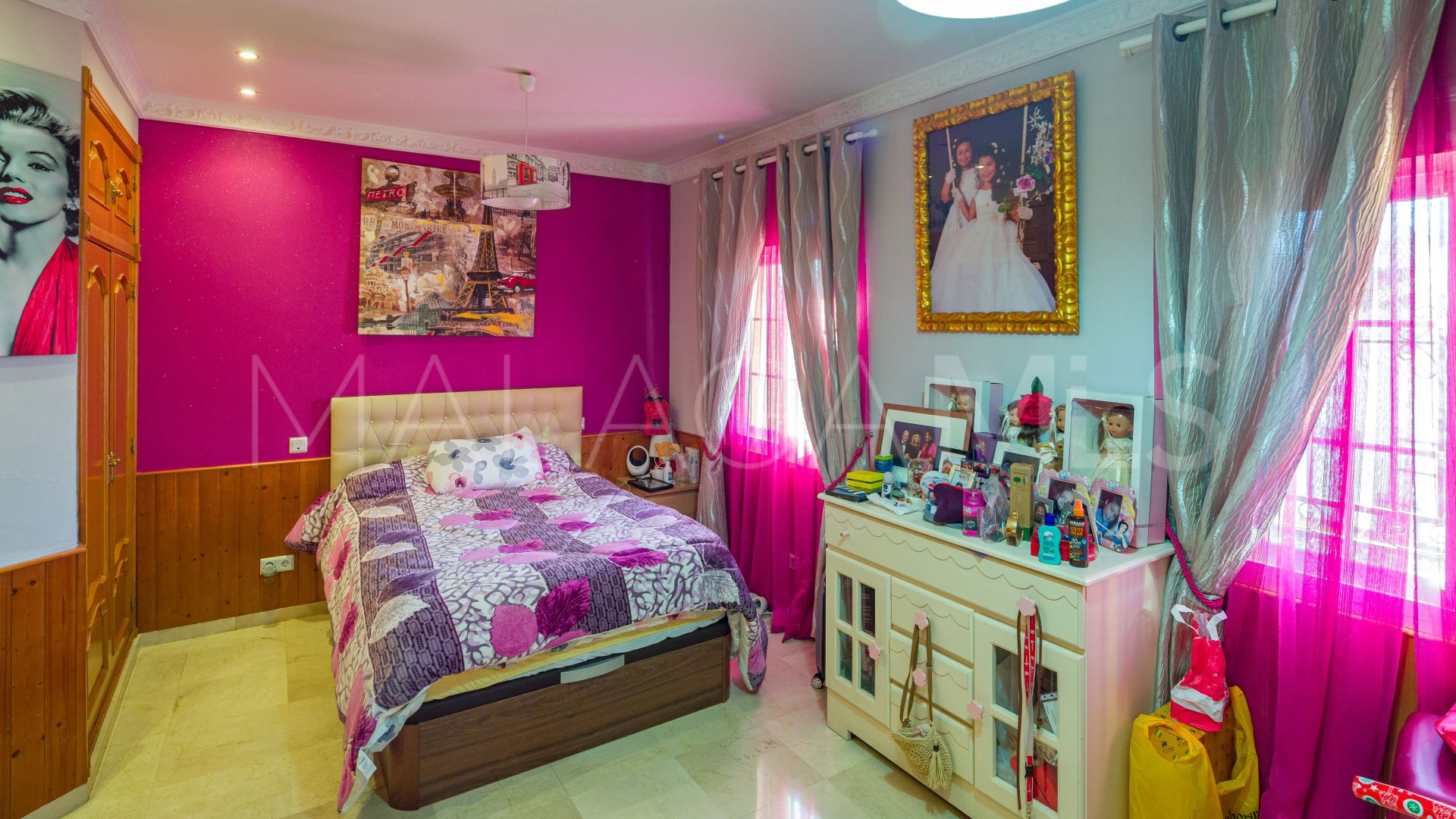 Buy villa with 6 bedrooms in La Reserva de Marbella