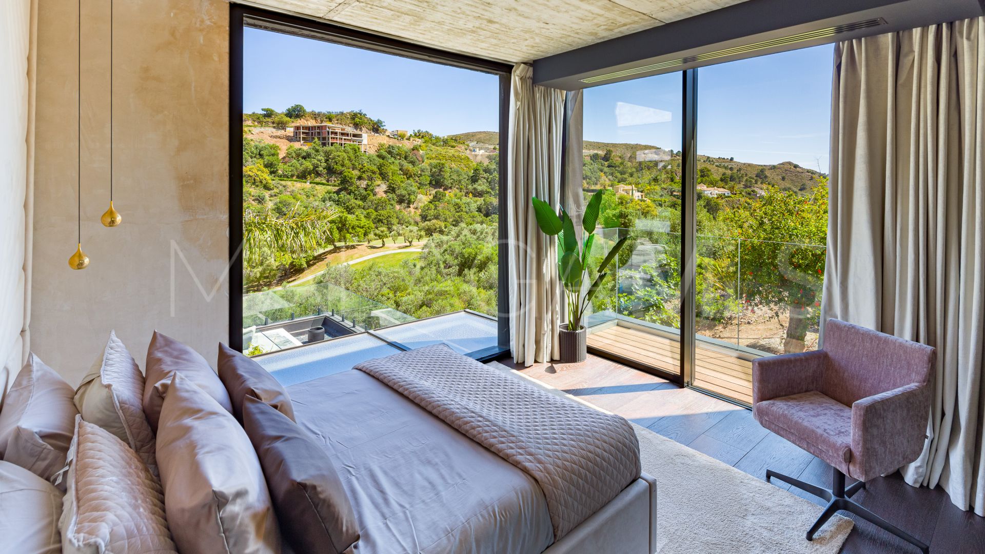 Villa for sale in Benahavis
