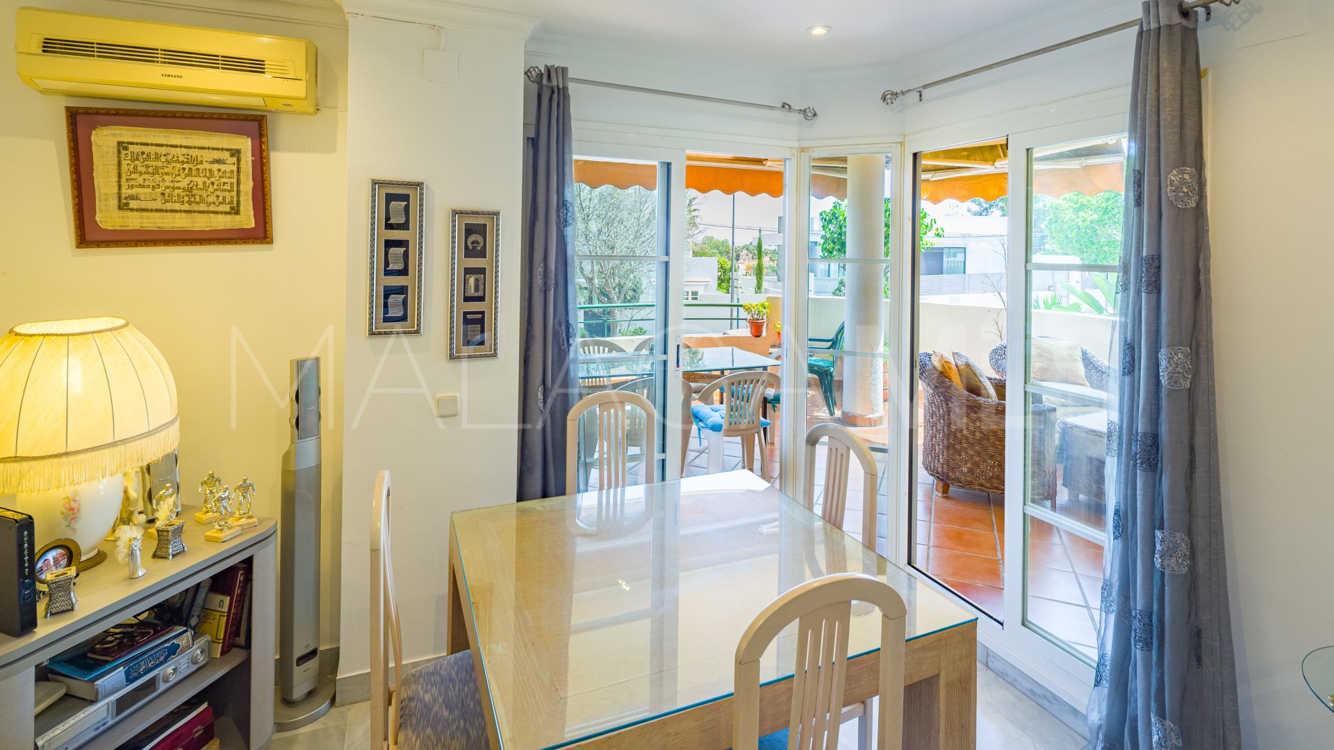 Ground floor duplex for sale in Nueva Andalucia