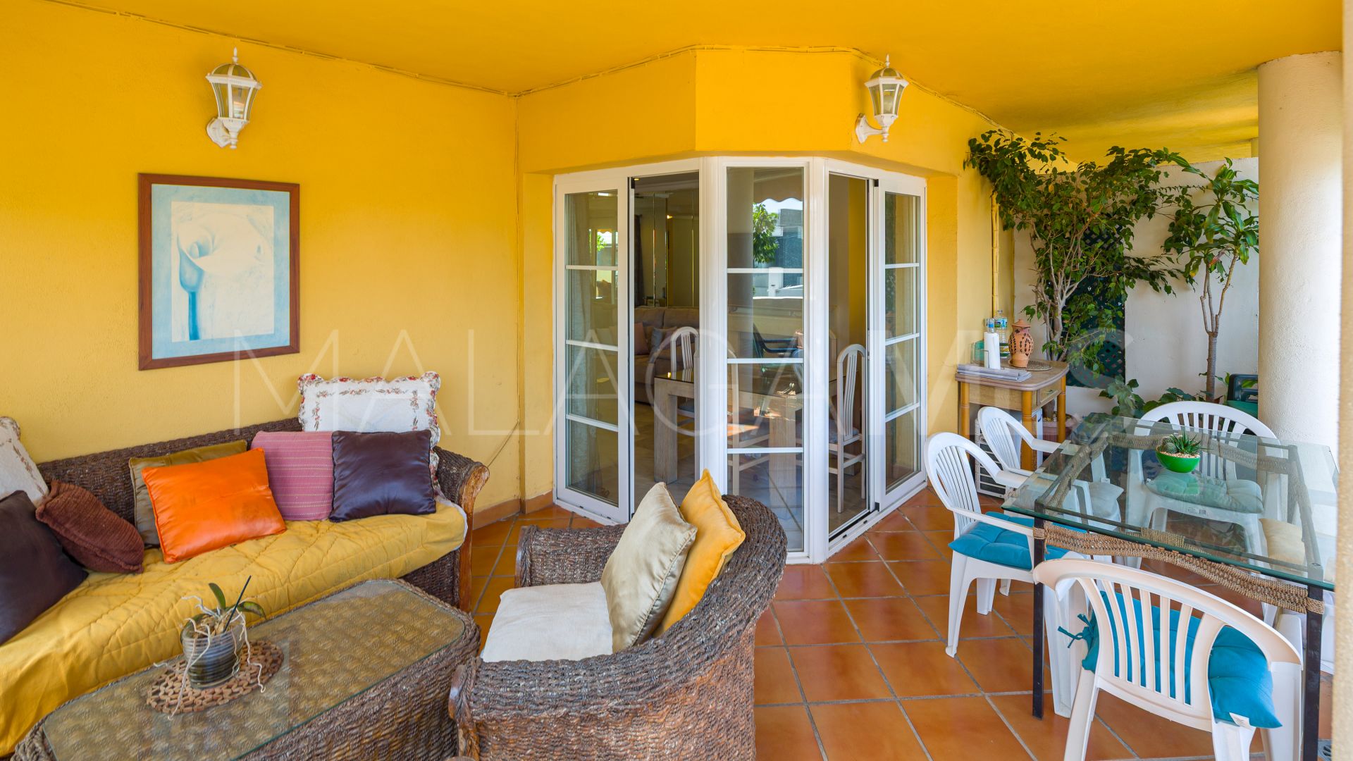 Ground floor duplex for sale in Nueva Andalucia