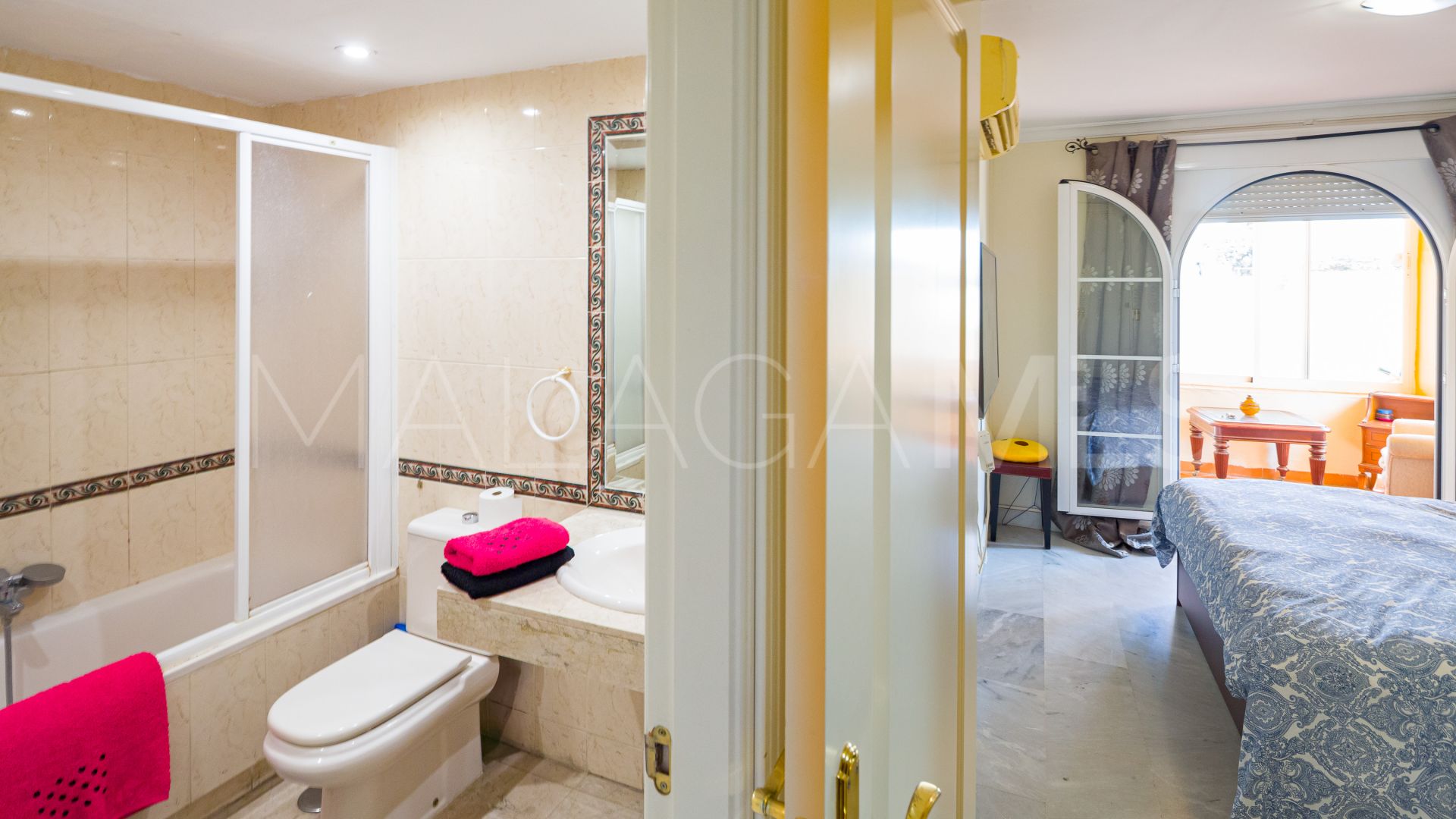 Ground floor duplex for sale in Nueva Andalucia