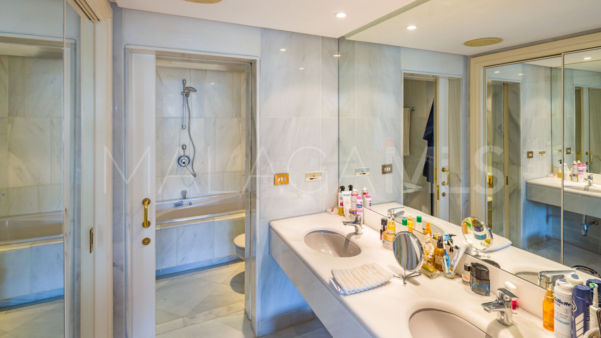 Buy Los Granados apartment with 3 bedrooms