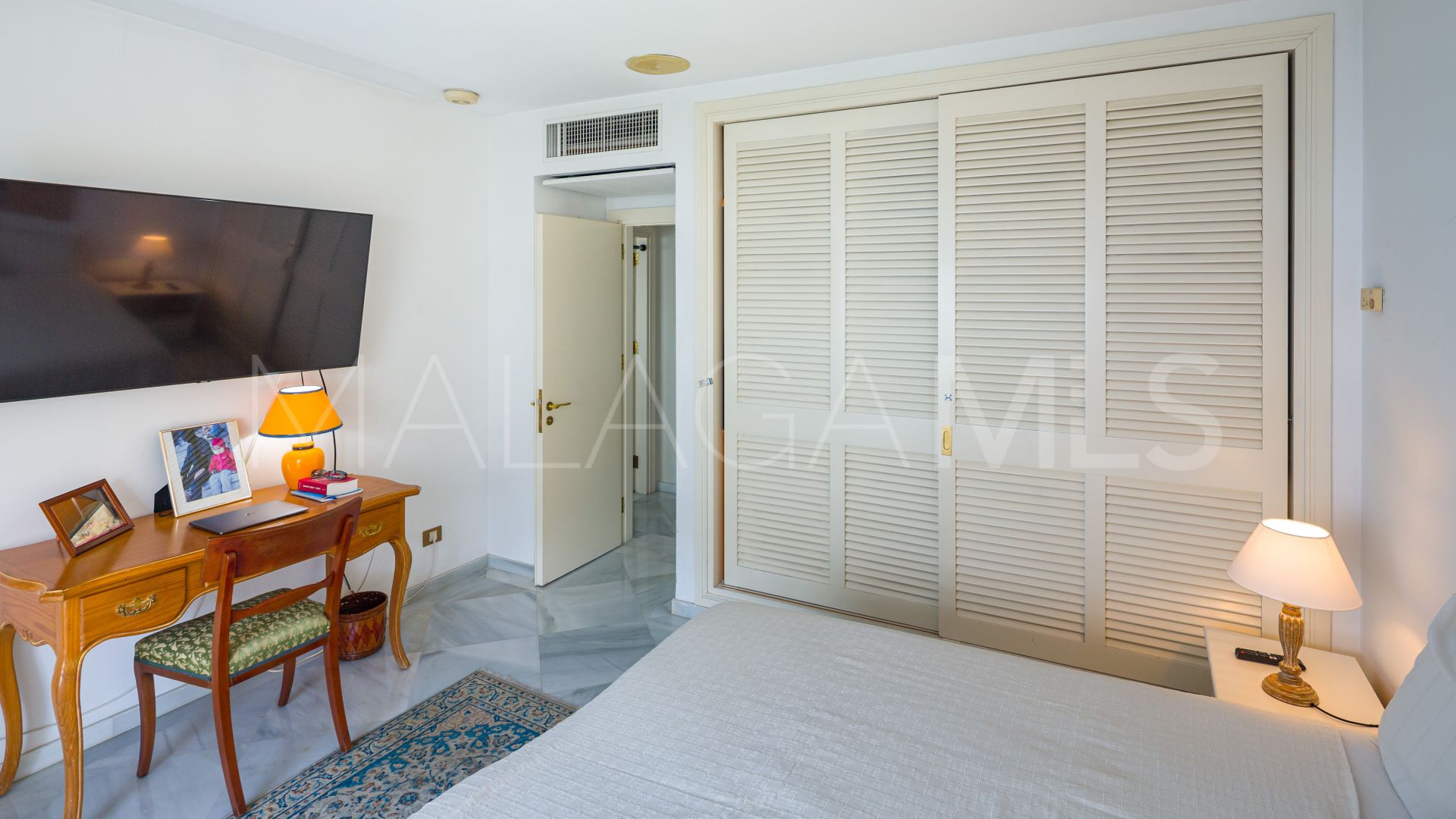 Buy Los Granados apartment with 3 bedrooms