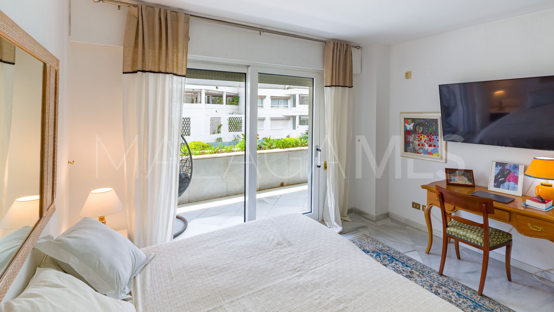 Buy Los Granados apartment with 3 bedrooms