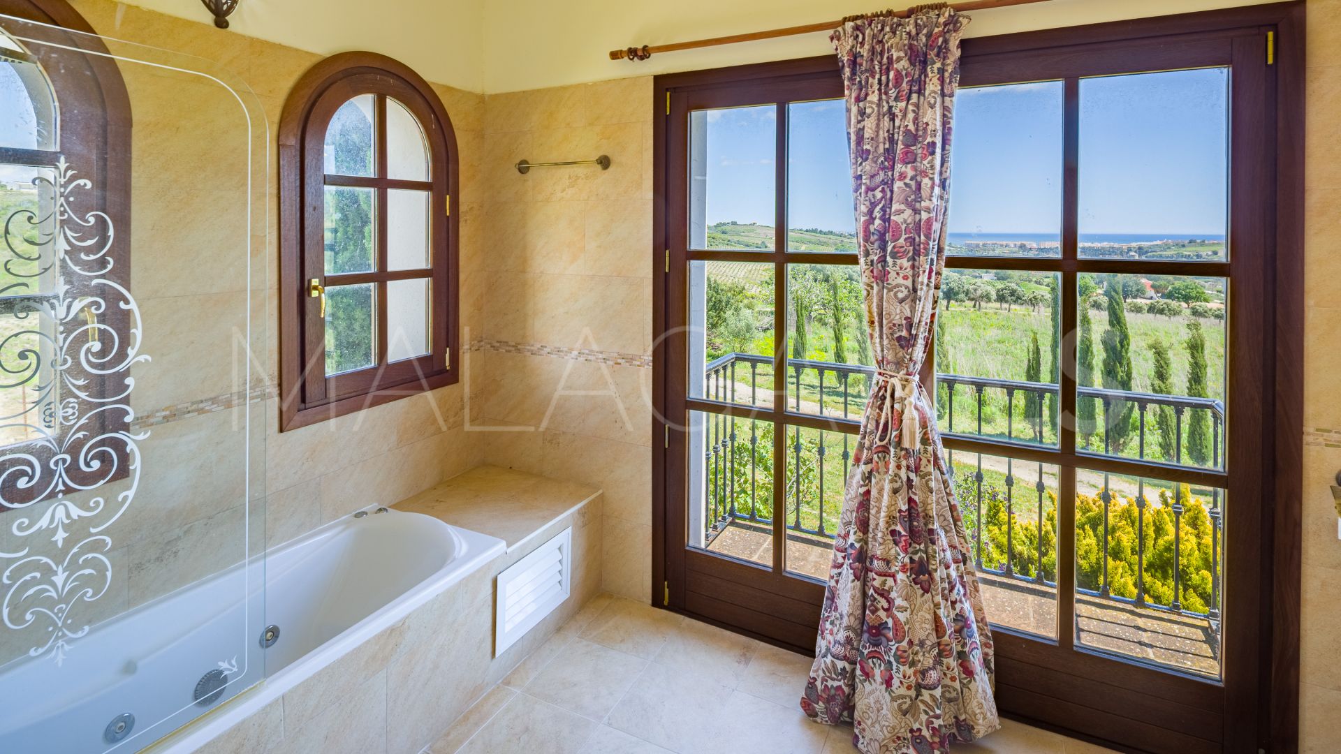 Finca for sale in Casares Montaña