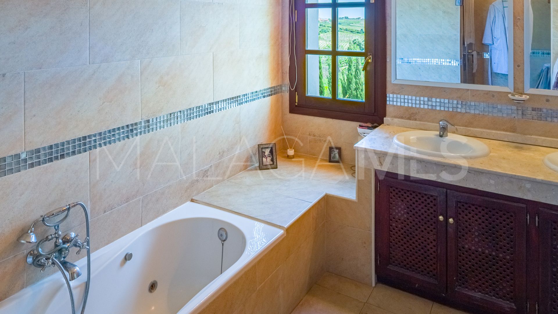 Finca for sale in Casares Montaña