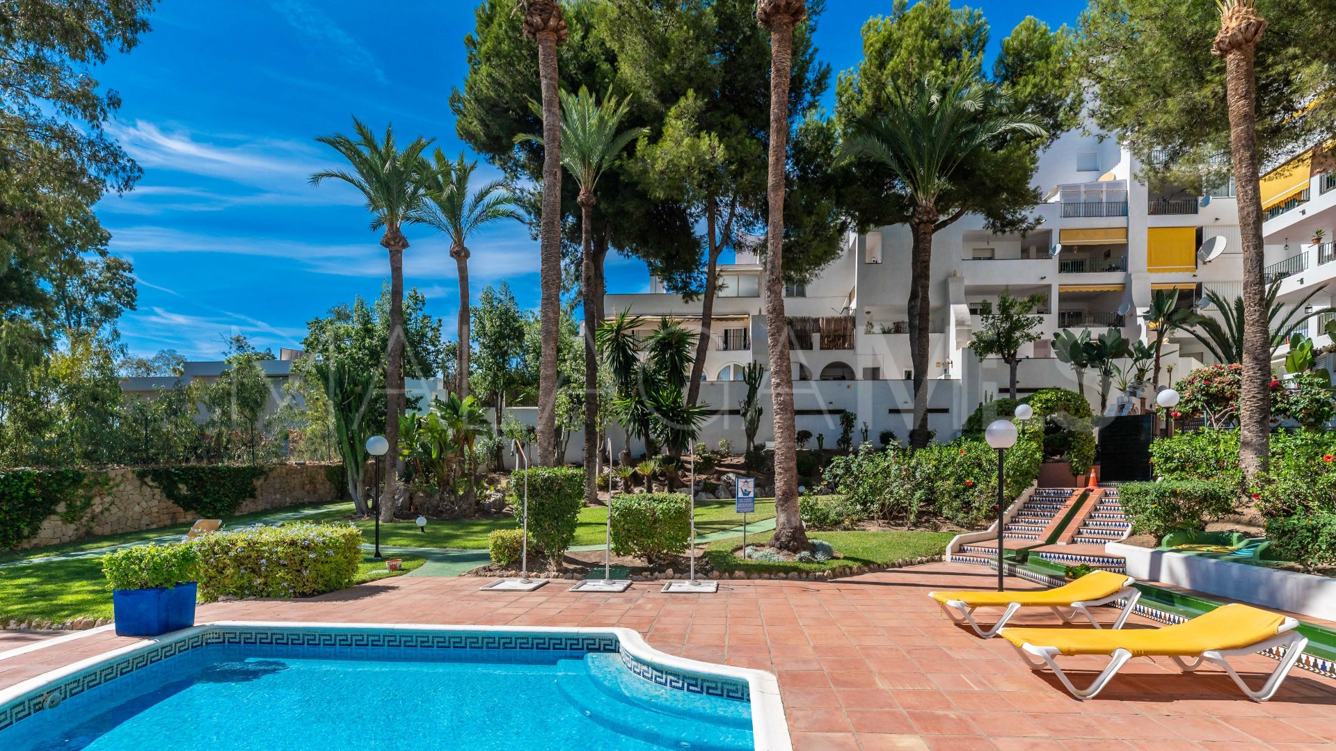 Apartamento planta baja a la venta with 3 bedrooms in Atalaya Golf