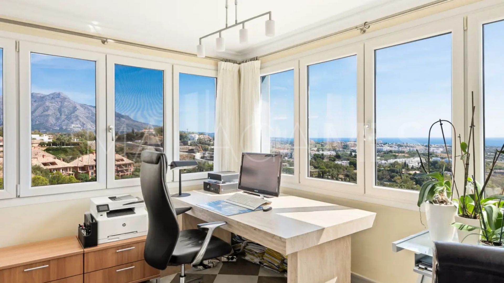 Zweistöckiges penthouse for sale in Monte Halcones