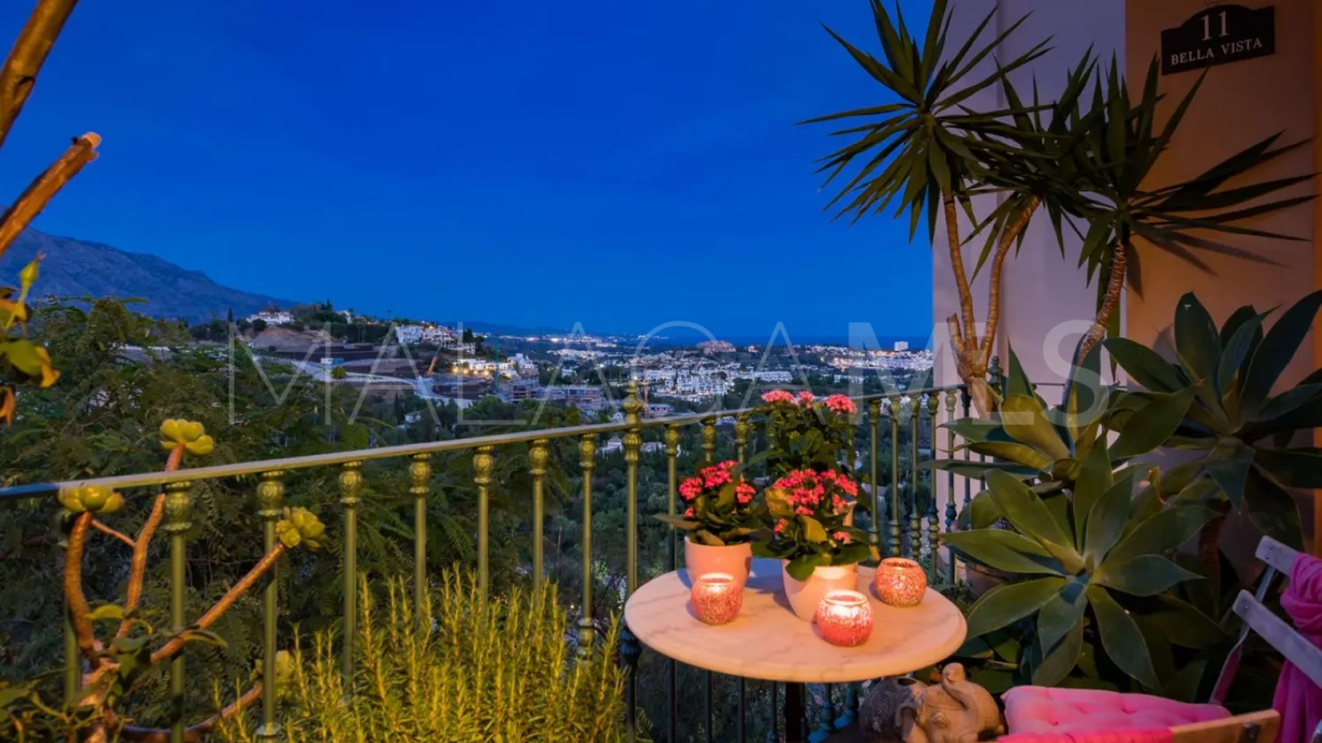 Zweistöckiges penthouse for sale in Monte Halcones