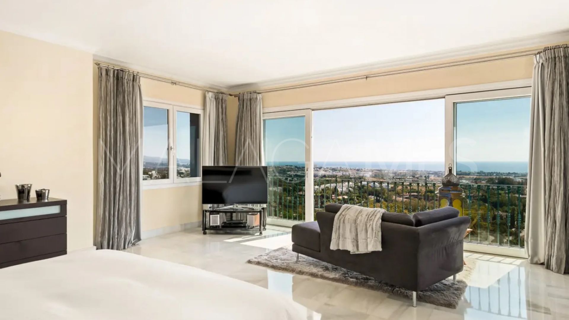 Zweistöckiges penthouse for sale in Monte Halcones