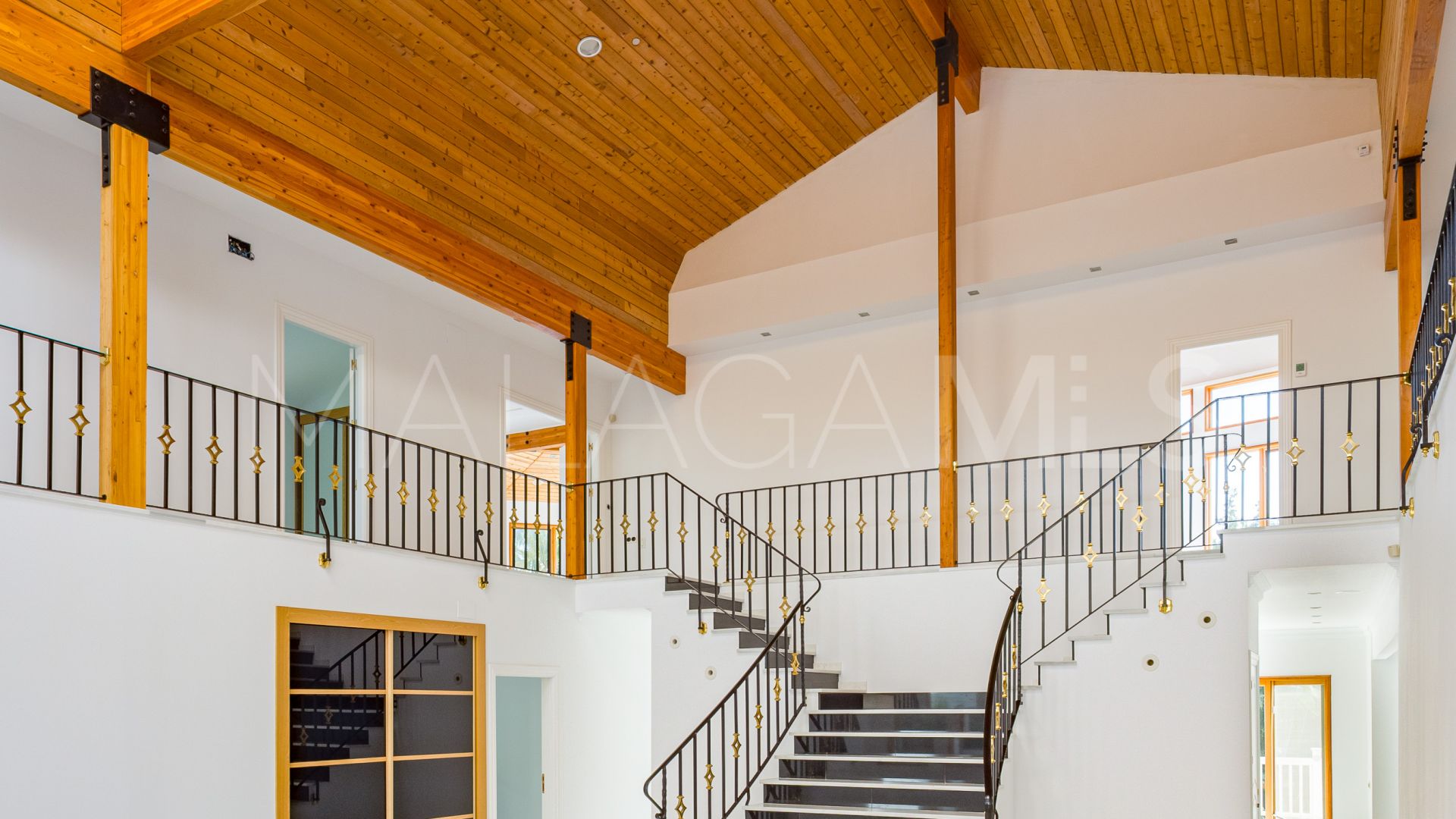 Se vende villa in Paraiso Alto de 5 bedrooms