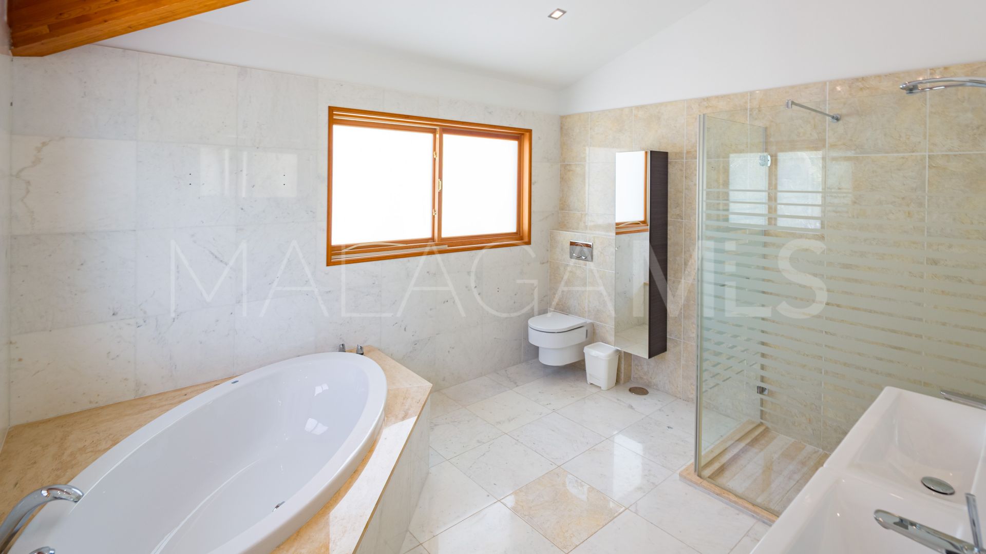 Se vende villa in Paraiso Alto de 5 bedrooms