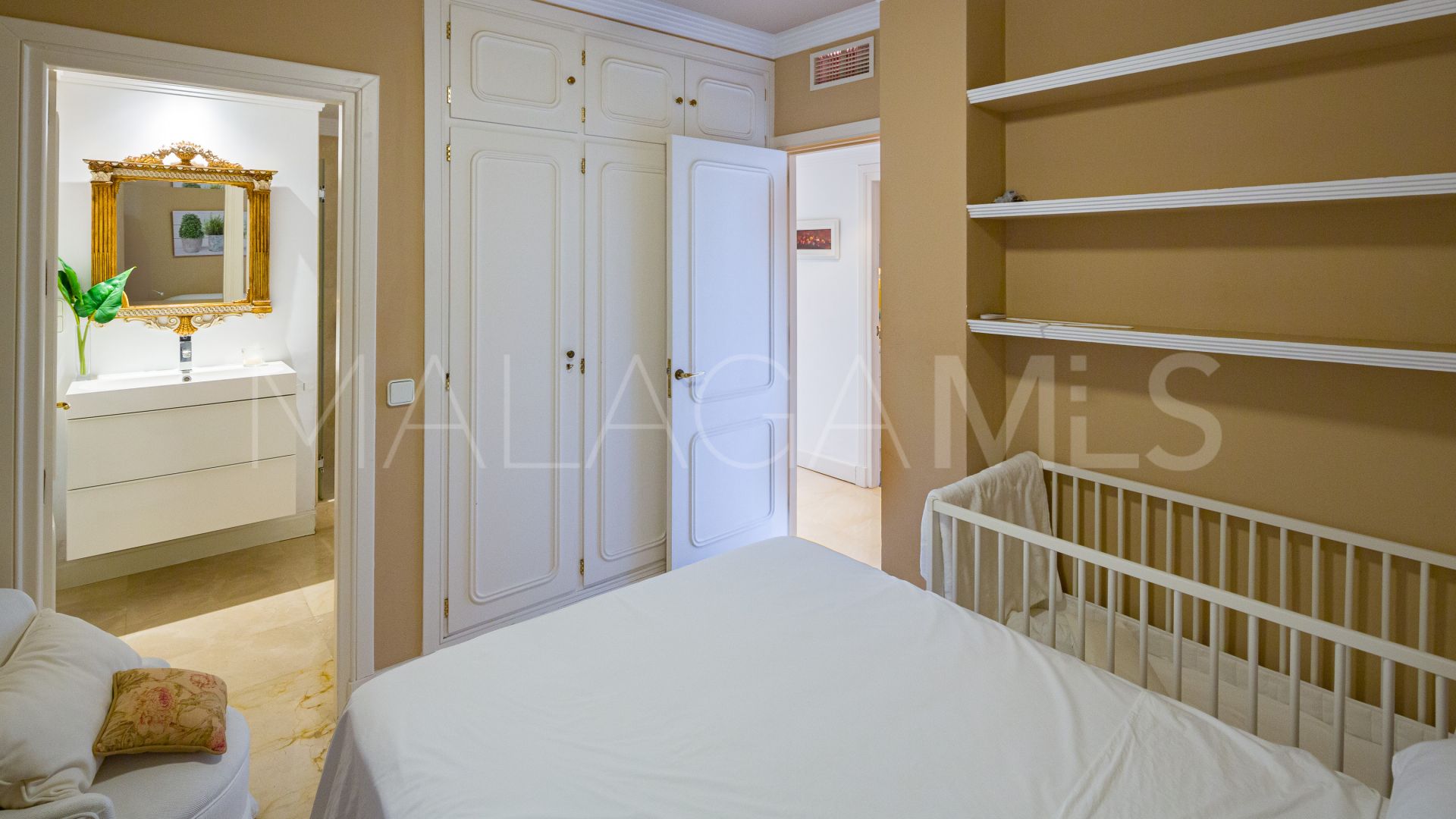 Wohnung for sale in Las Lomas del Marbella Club