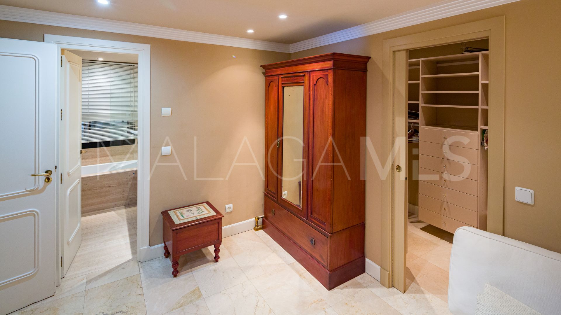 Wohnung for sale in Las Lomas del Marbella Club