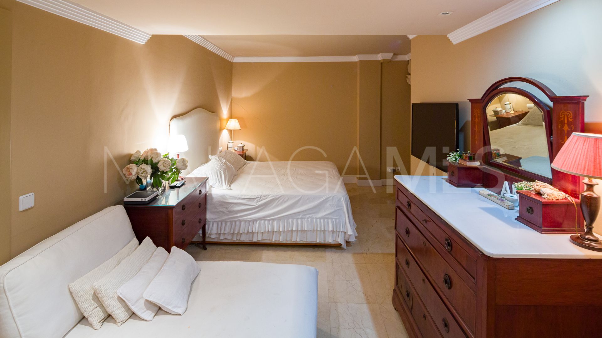 Wohnung for sale in Las Lomas del Marbella Club