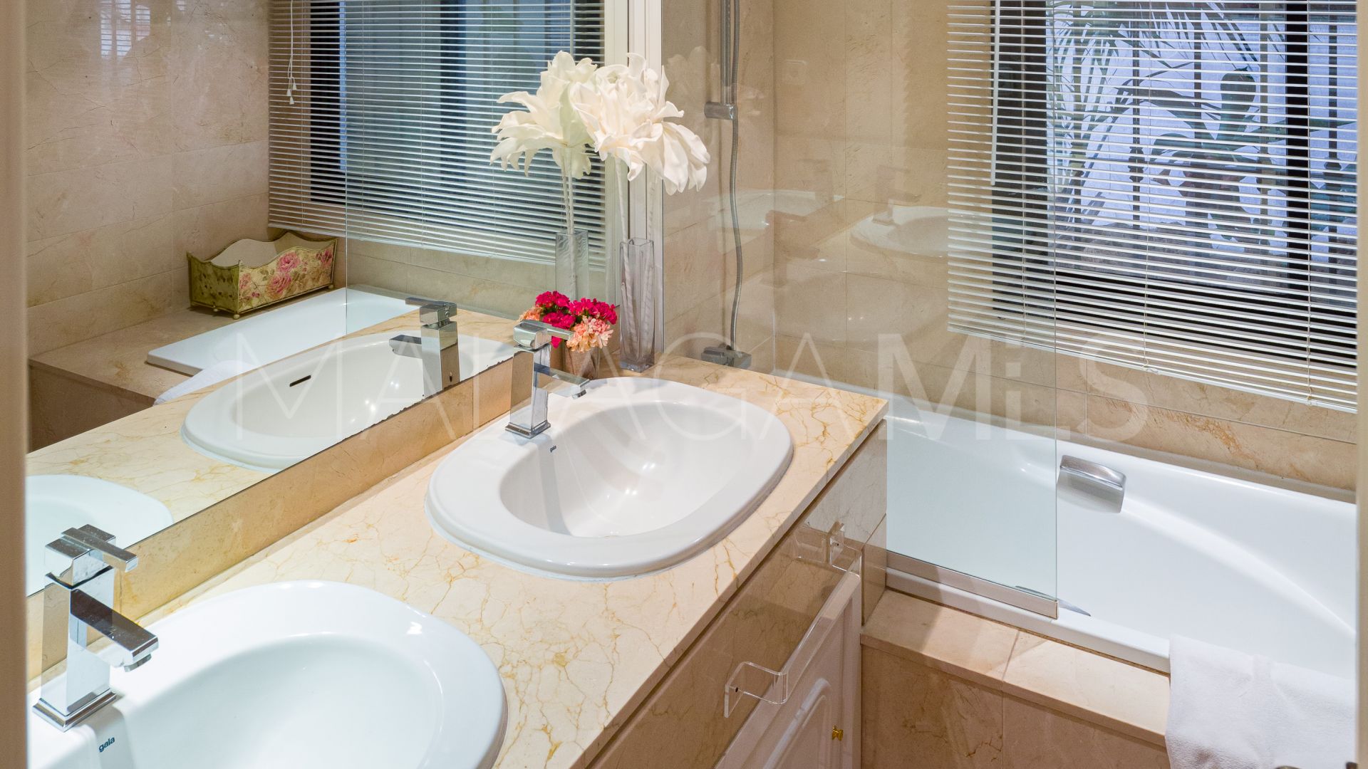 Wohnung for sale in Las Lomas del Marbella Club