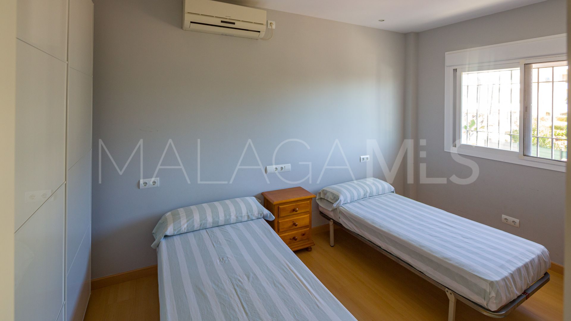 Villa for sale in Elviria Playa