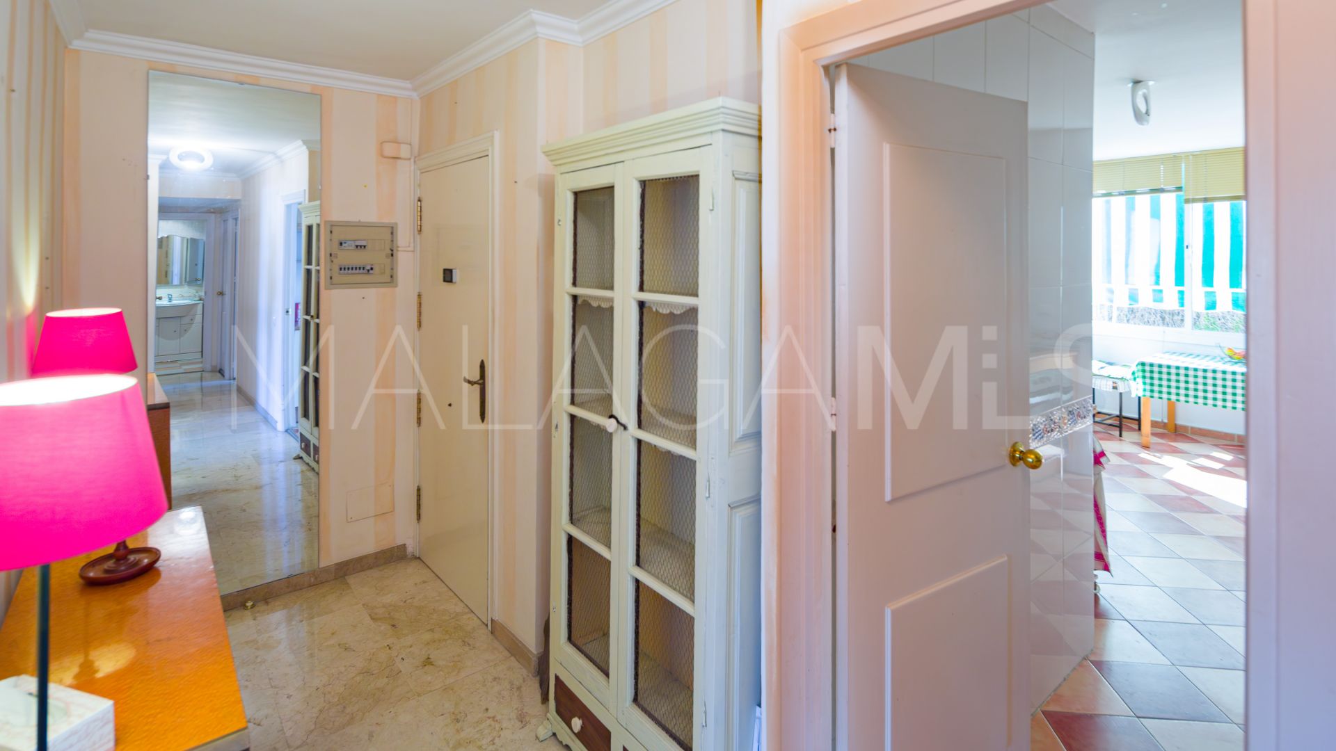 3 bedrooms apartment in Nueva Andalucia for sale