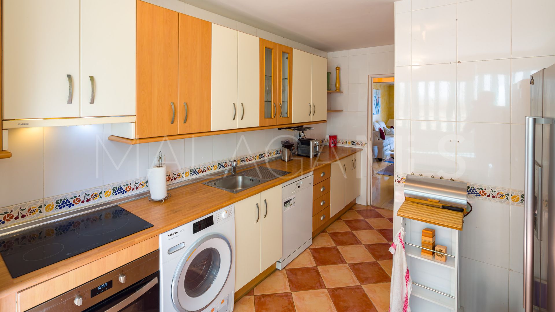 3 bedrooms apartment in Nueva Andalucia for sale