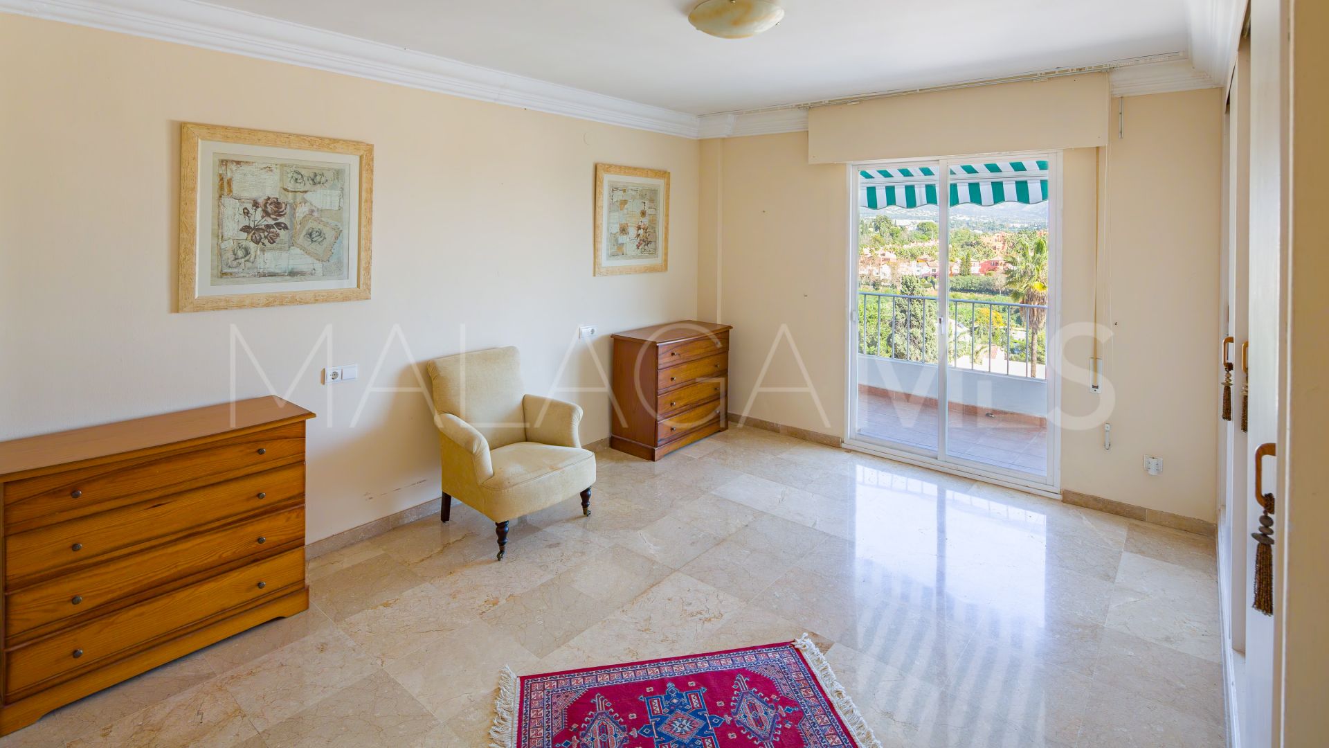 3 bedrooms apartment in Nueva Andalucia for sale