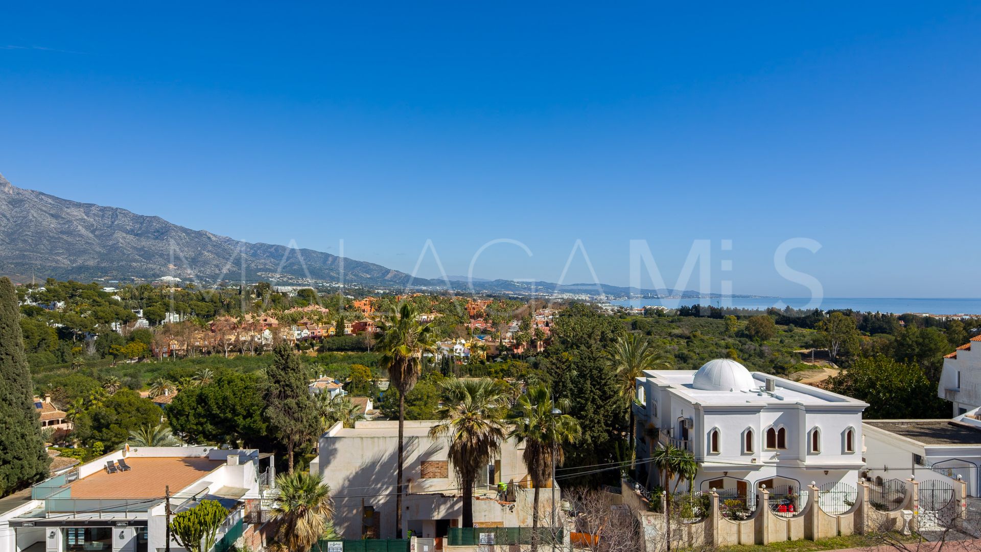 3 bedrooms apartment in Nueva Andalucia for sale