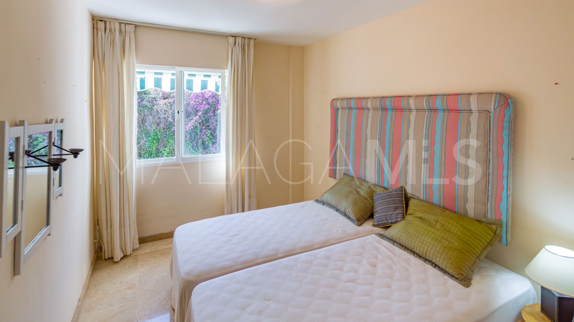 3 bedrooms apartment in Nueva Andalucia for sale
