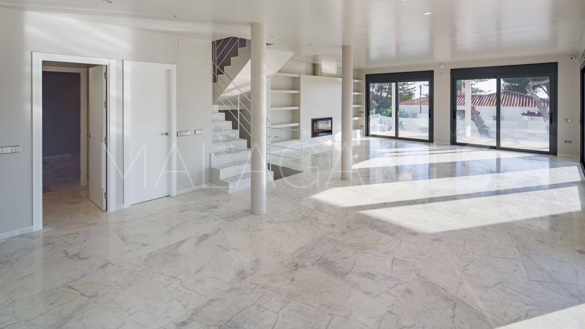 Villa for sale in Marbesa