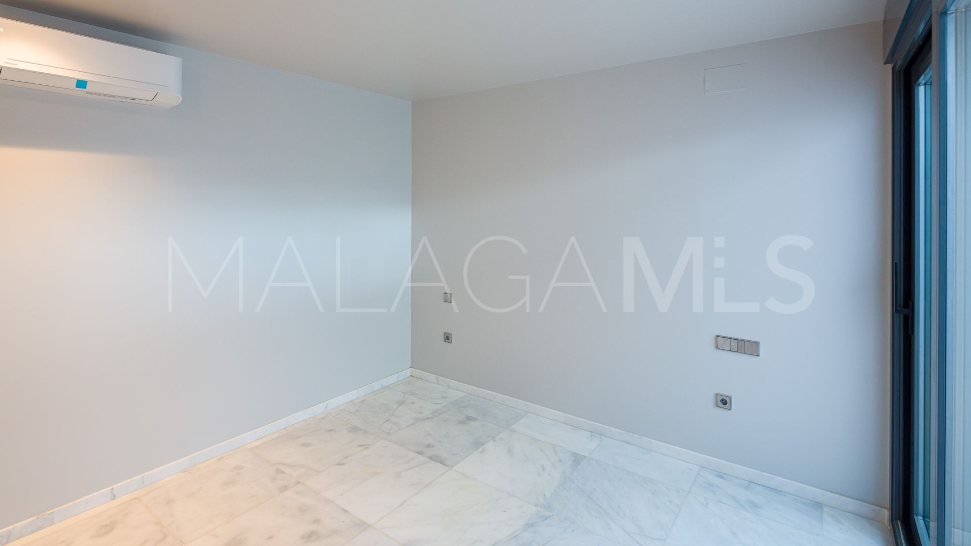 Villa for sale in Marbesa