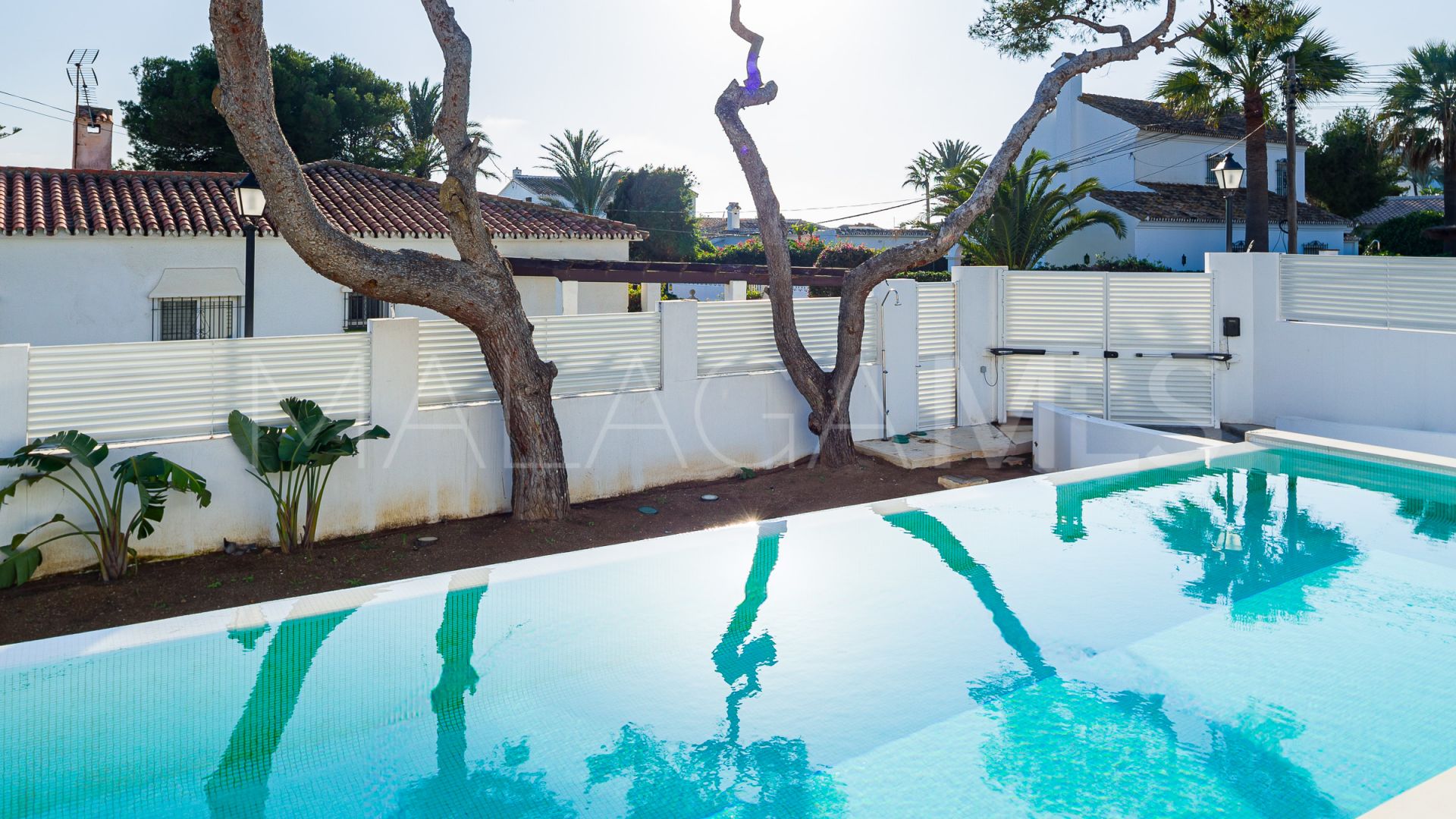 Villa for sale in Marbesa