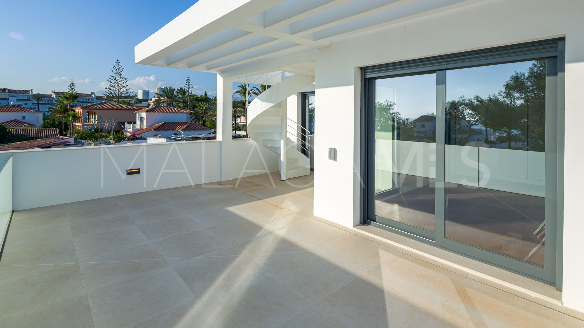 Villa for sale in Marbesa