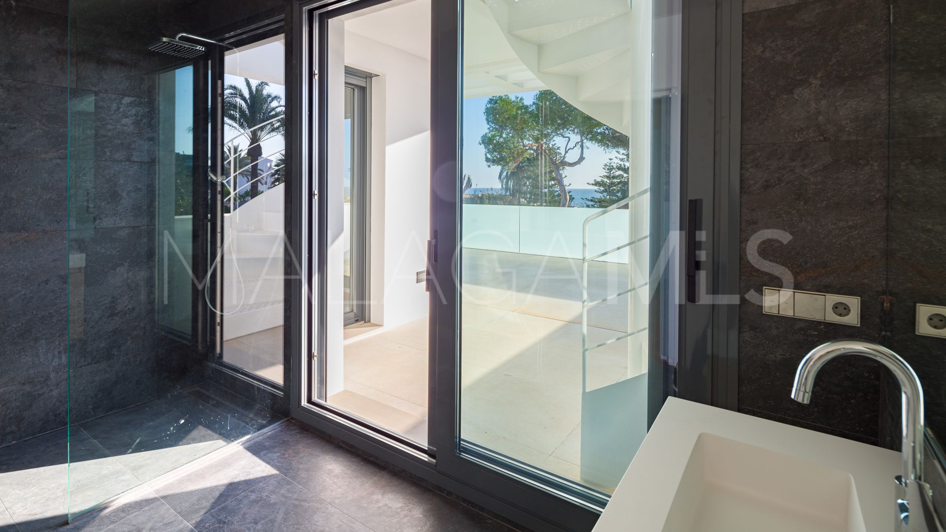 Villa for sale in Marbesa