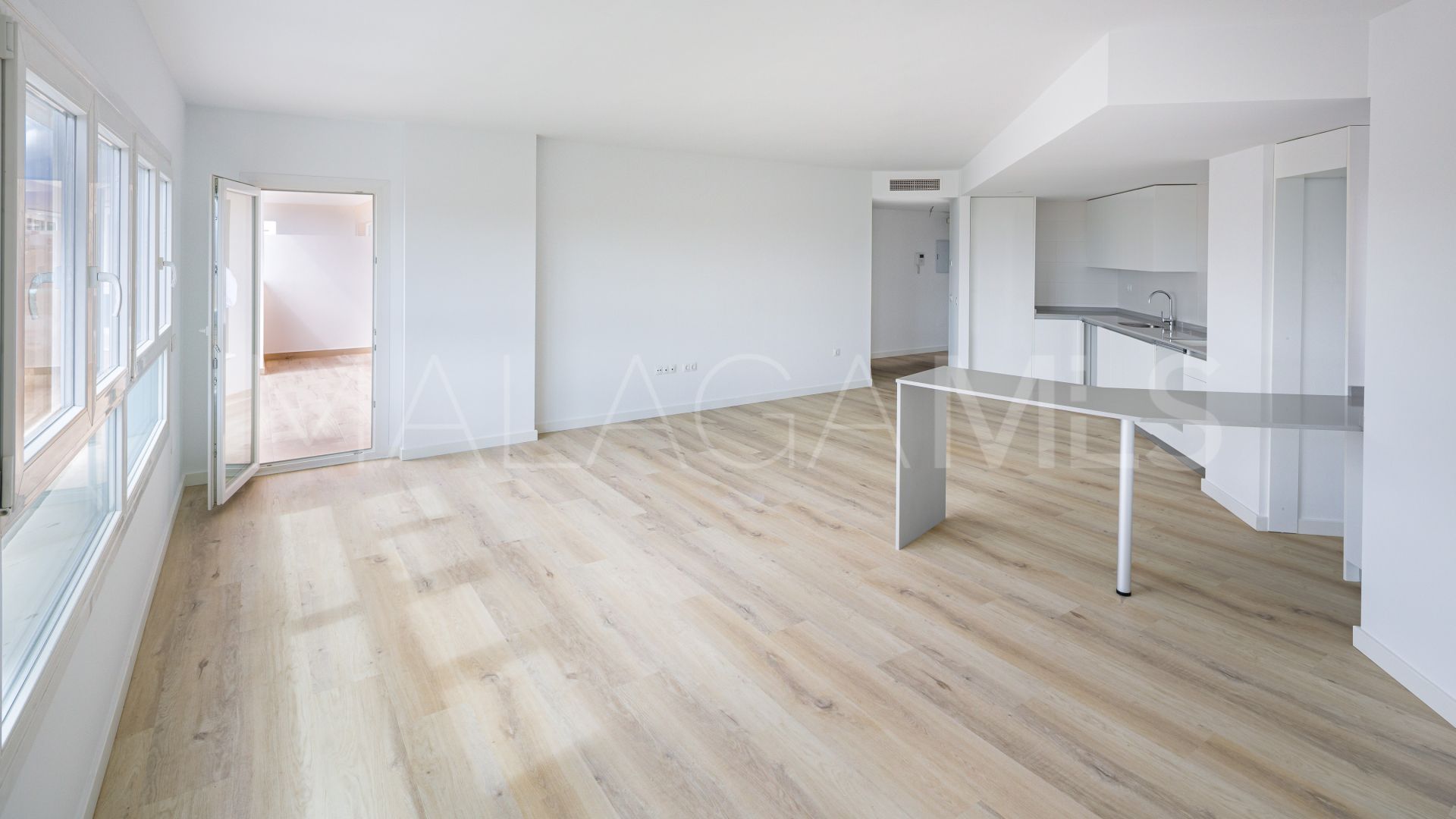 Nueva Andalucia, apartamento for sale with 2 bedrooms