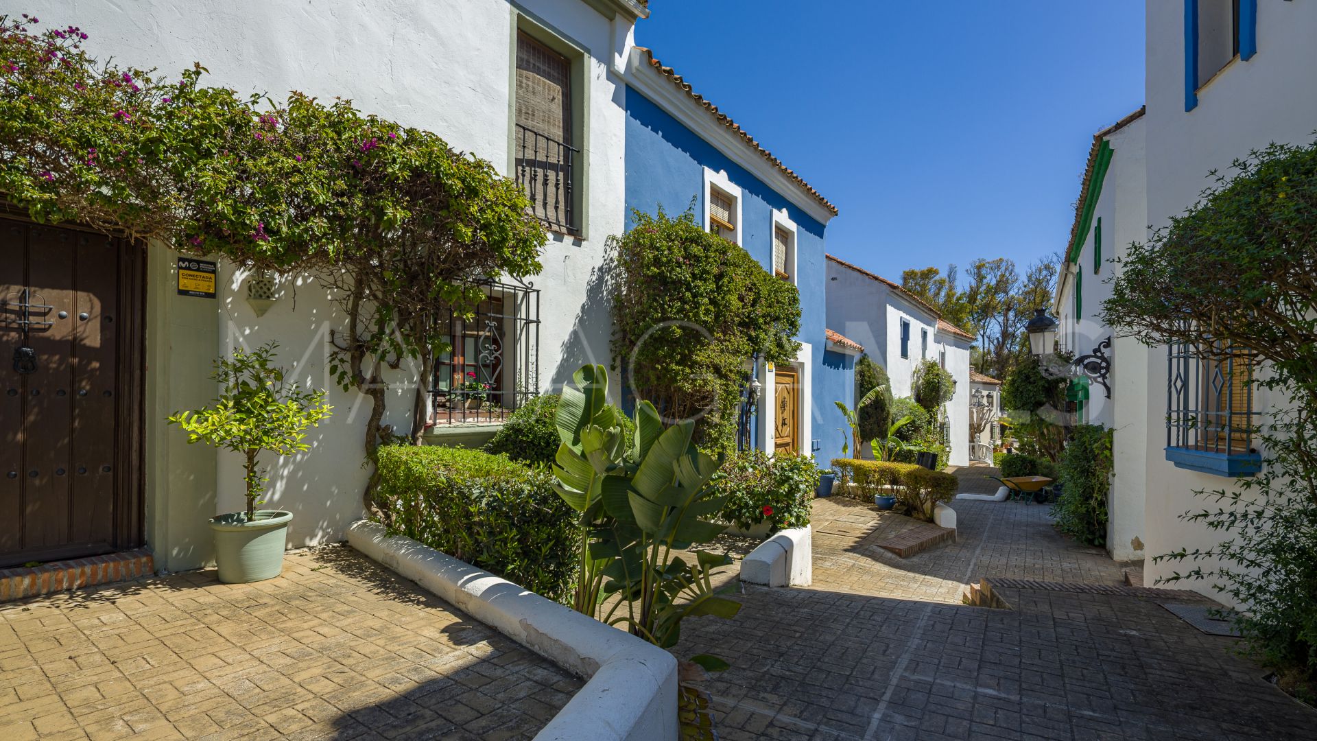 Maison de ville for sale in Guadalmina Baja