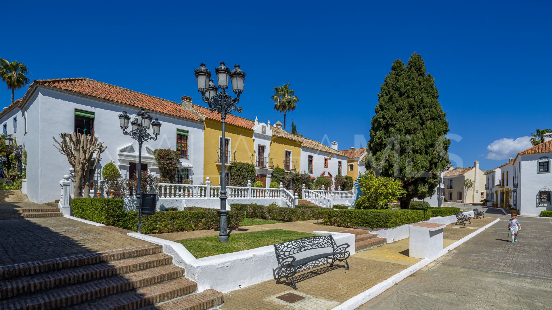 Maison de ville for sale in Guadalmina Baja