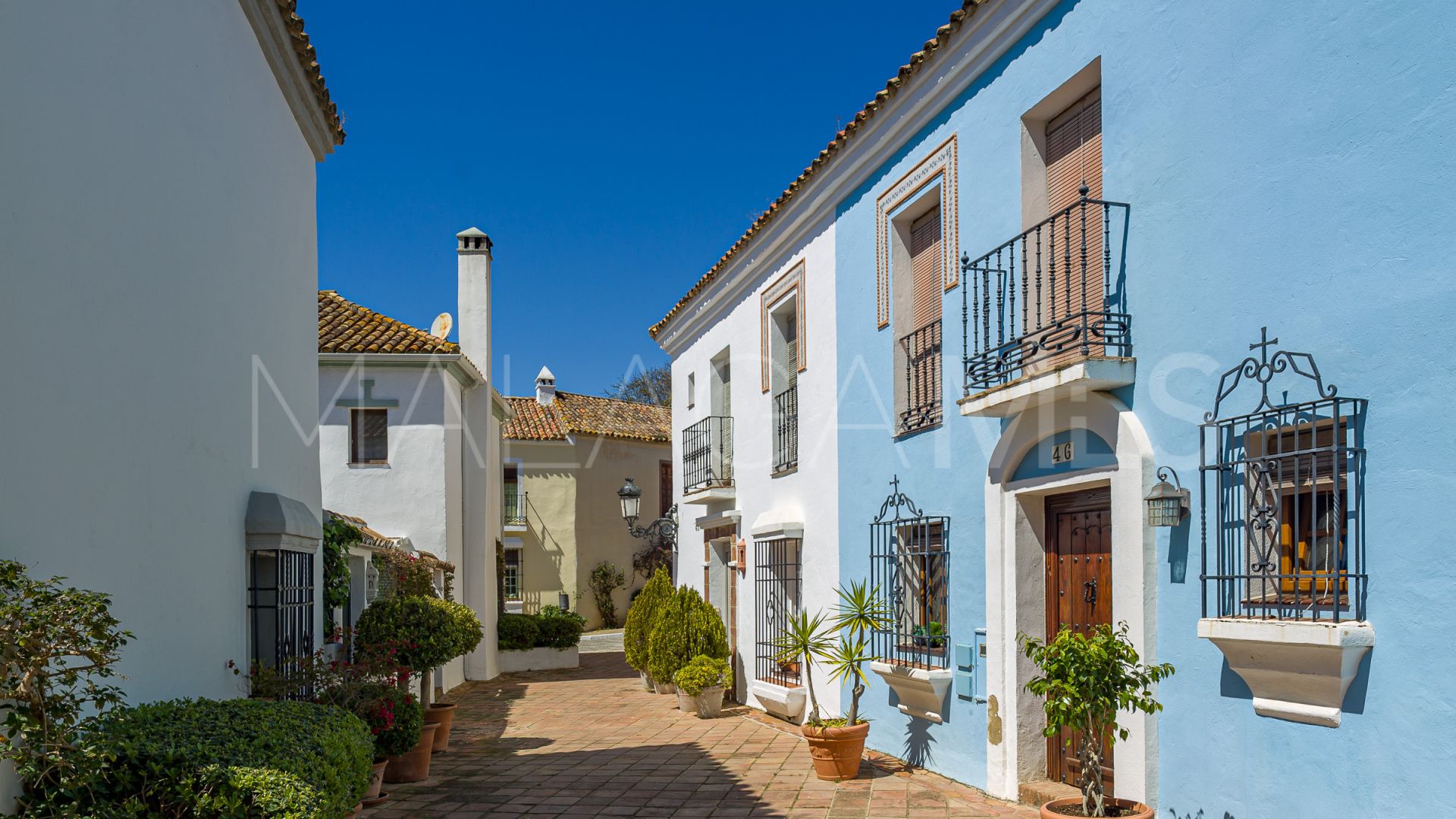 Maison de ville for sale in Guadalmina Baja