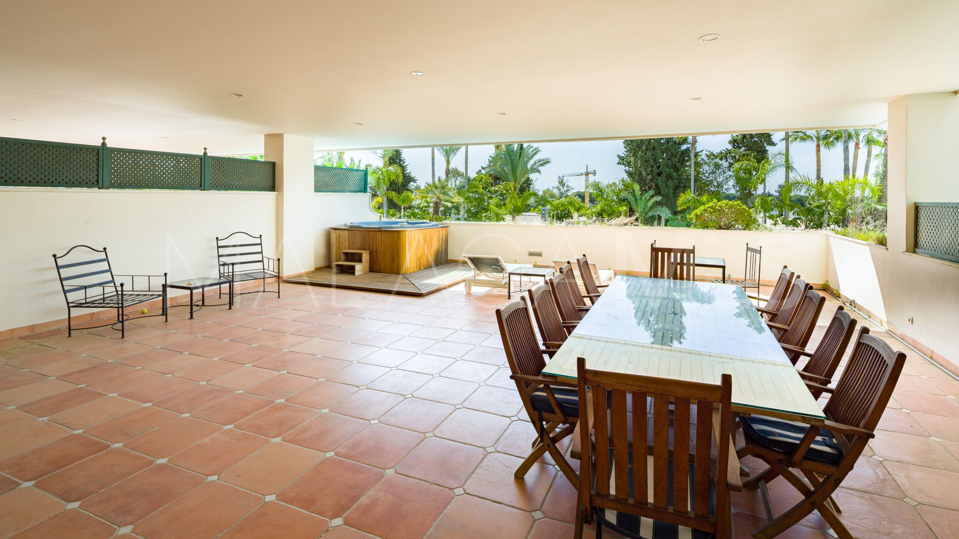 Buy apartment in Guadalpin Suites with 2 bedrooms